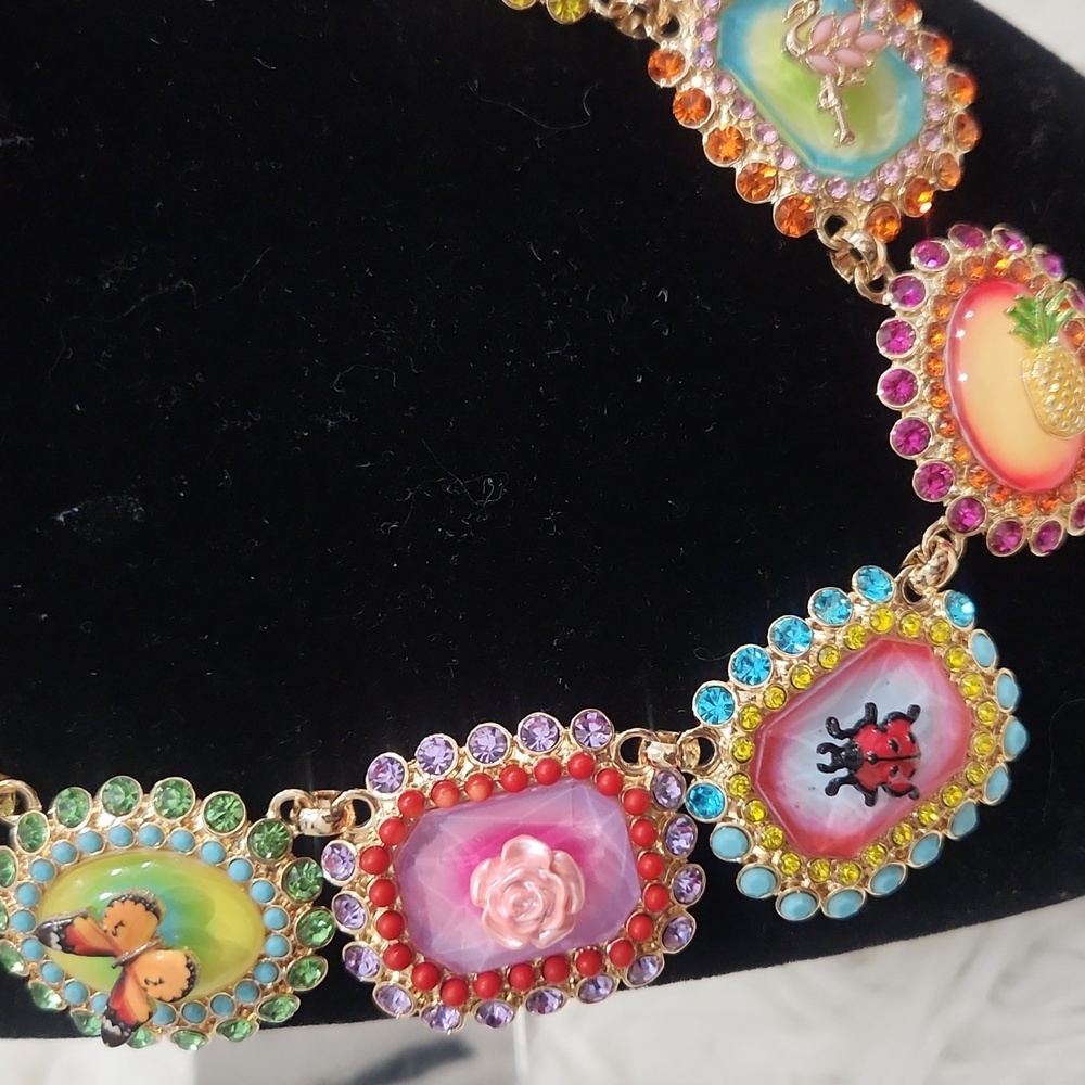 ▪️Betsey Johnson▪️ Backyard Stone Critter Colorful Gemstone Collar 16" Necklace - Picture 5 of 15